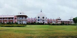 Los hospitales no están destinados a ganar dinero; Servir a los pobres