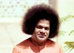 Mensaje de la pizarra de Prashanti Nilayam del día 04 de mayo de 2021